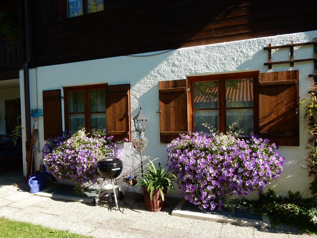 Gaestehaus Schoenfeld ไรท์อิมวิงเคอ ภายนอก รูปภาพ