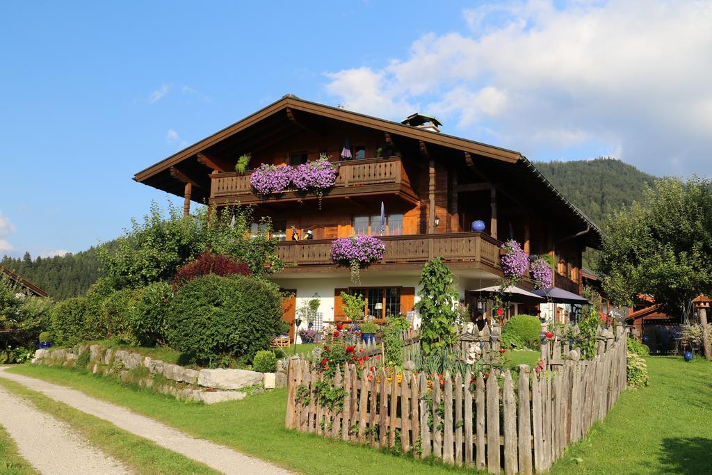 Gaestehaus Schoenfeld ไรท์อิมวิงเคอ ภายนอก รูปภาพ